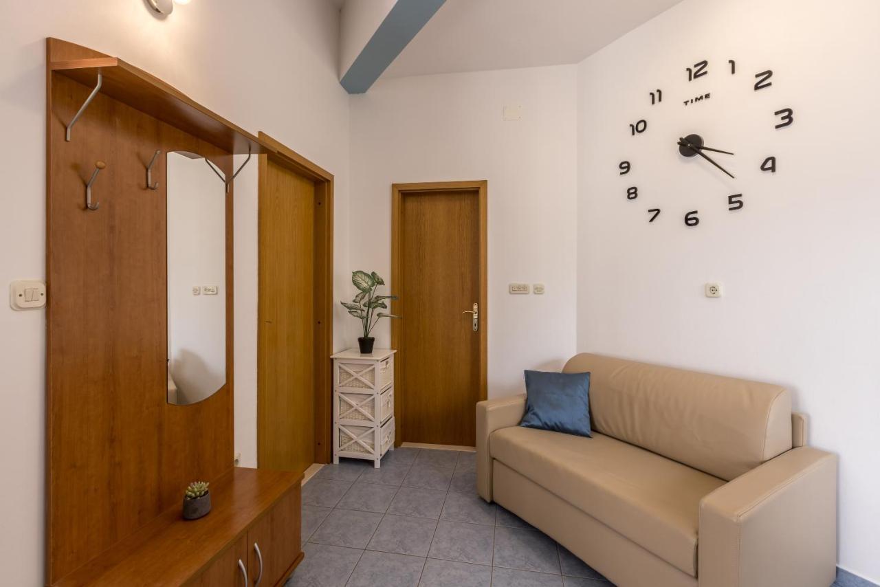 Jelavic Apartment Bol