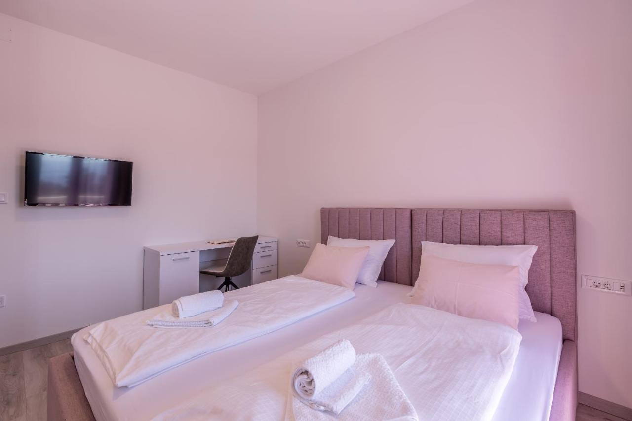 Jelavic Apartment *